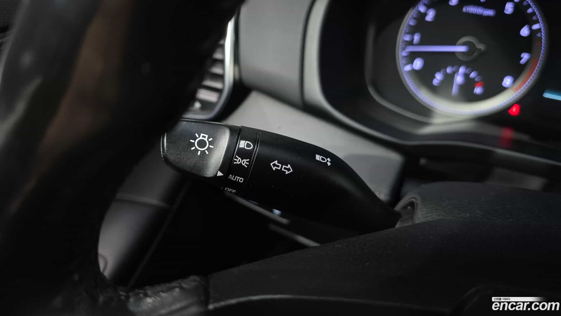 Grandeur Hyundai 2018.7-OPTION-043