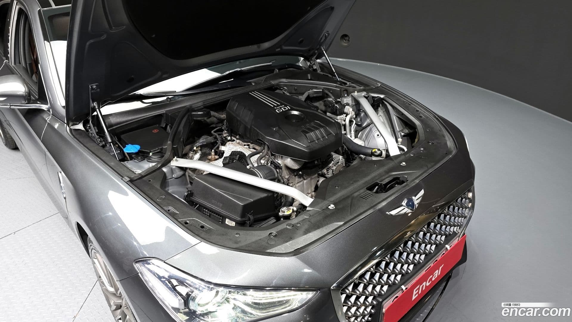 Main__Slider__Photo:G70 Genesis 2018.2-5