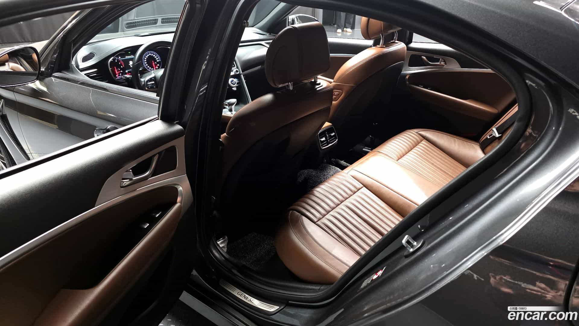 G70 Genesis 2018.2-INNER-036