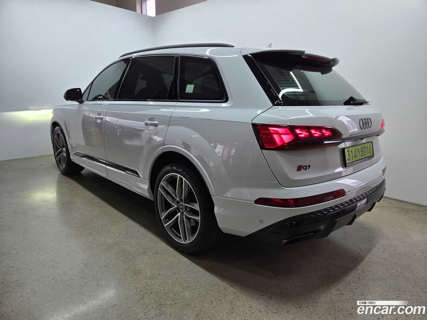 Q7 Audi 2025.6-OUTER-002