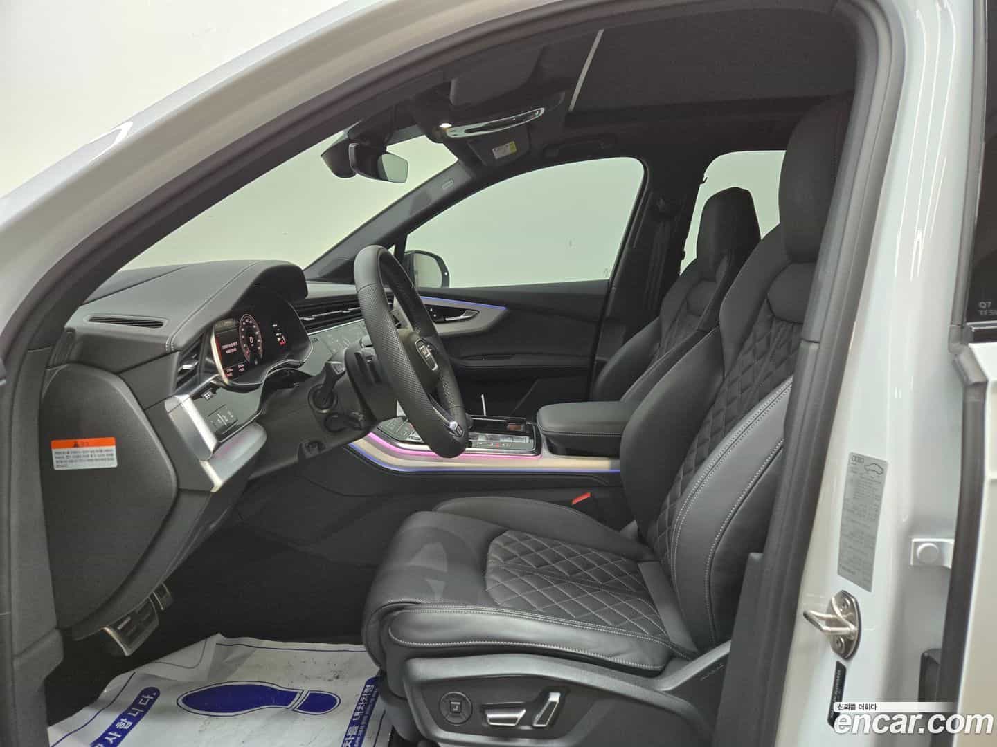 Q7 Audi 2025.6-INNER-010