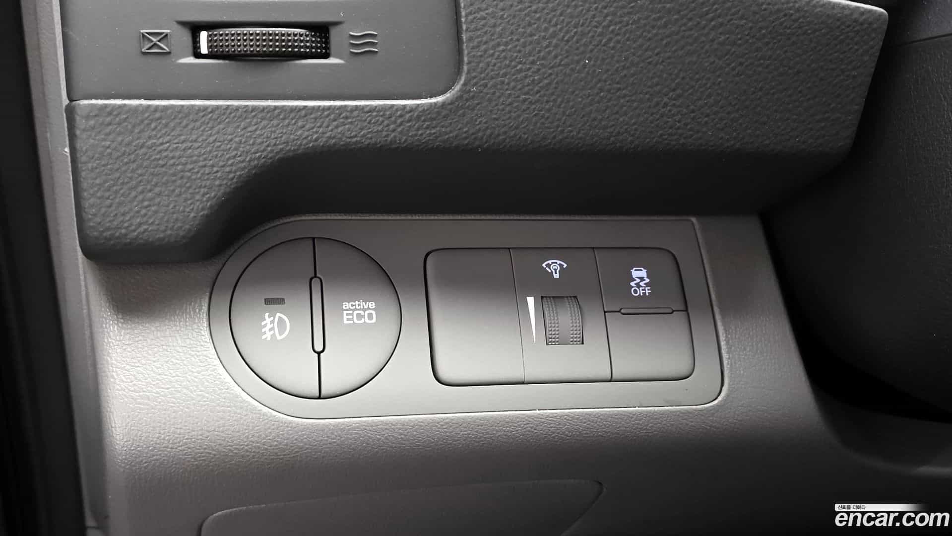 Starex Hyundai 2018.1-OPTION-041