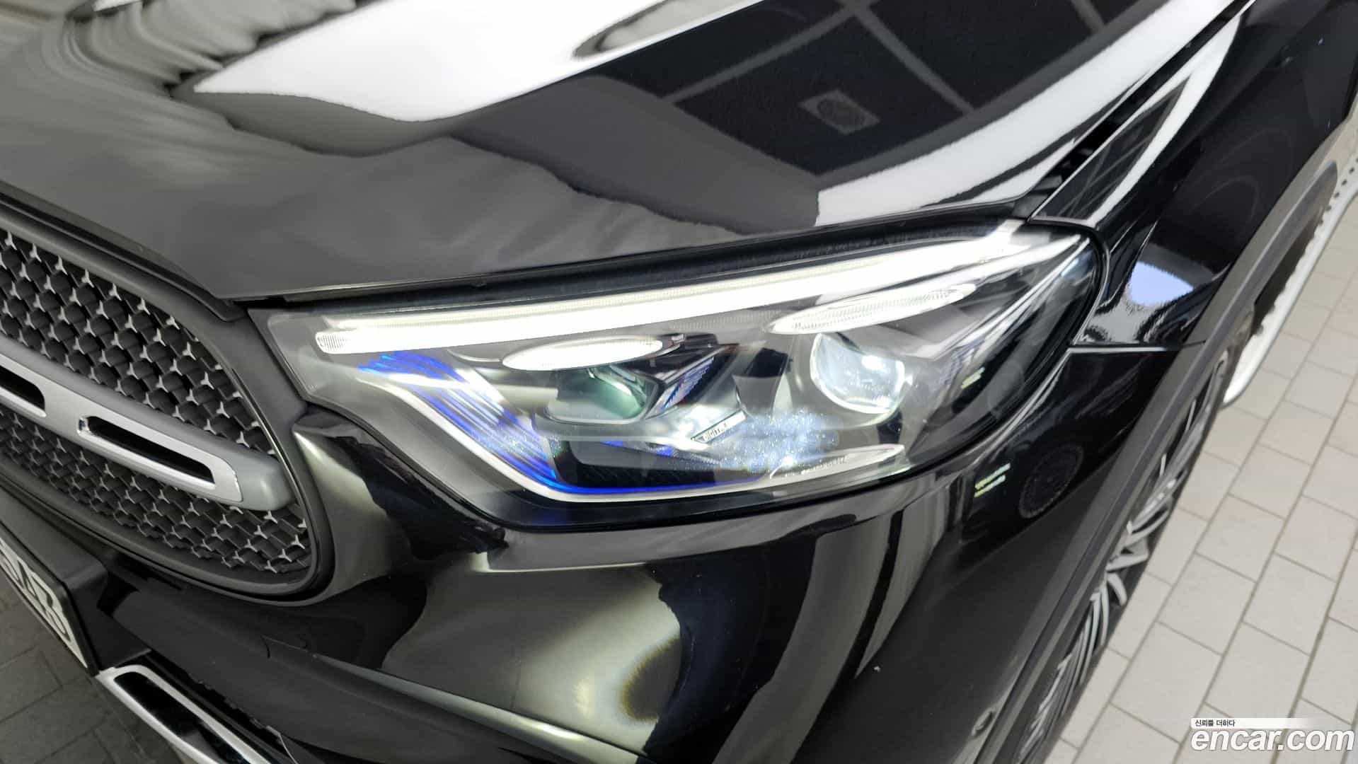 GLC-Class Mercedes-Benz 2023.10-OUTER-032