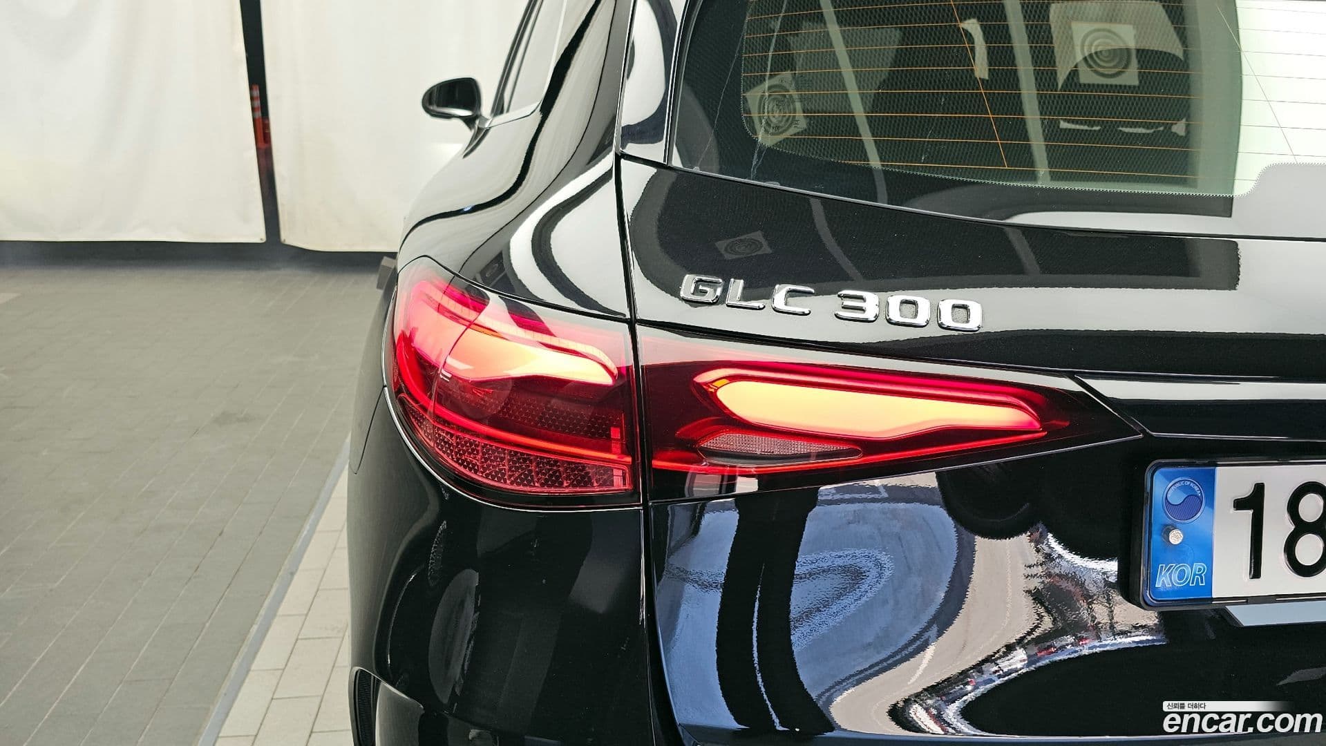 Main__Slider__Photo:GLC-Class Mercedes-Benz 2023.10-22