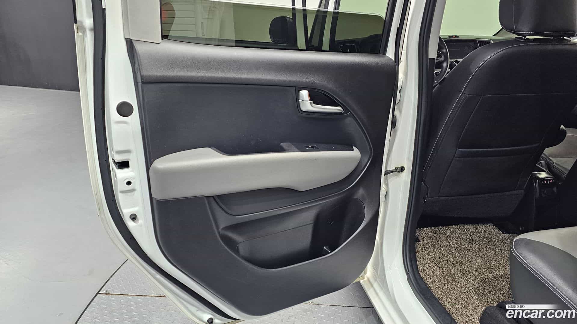 RAY Kia 2022.6-INNER-035