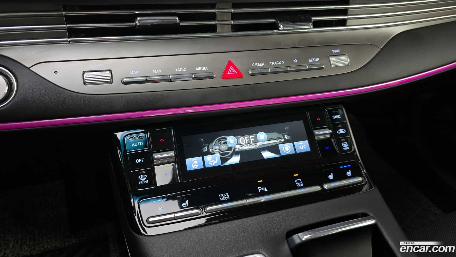 Grandeur Hyundai 2022.0-INNER-036