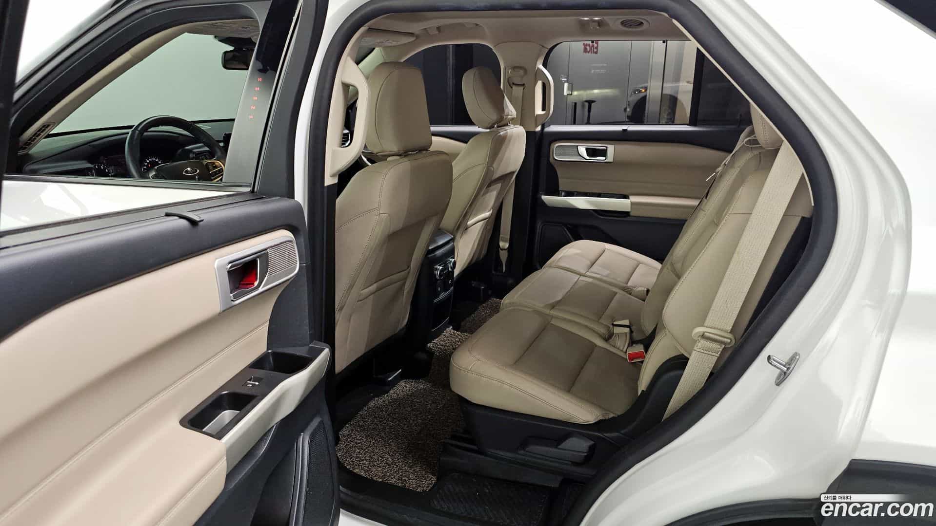Explorer Ford 2021.3-INNER-036