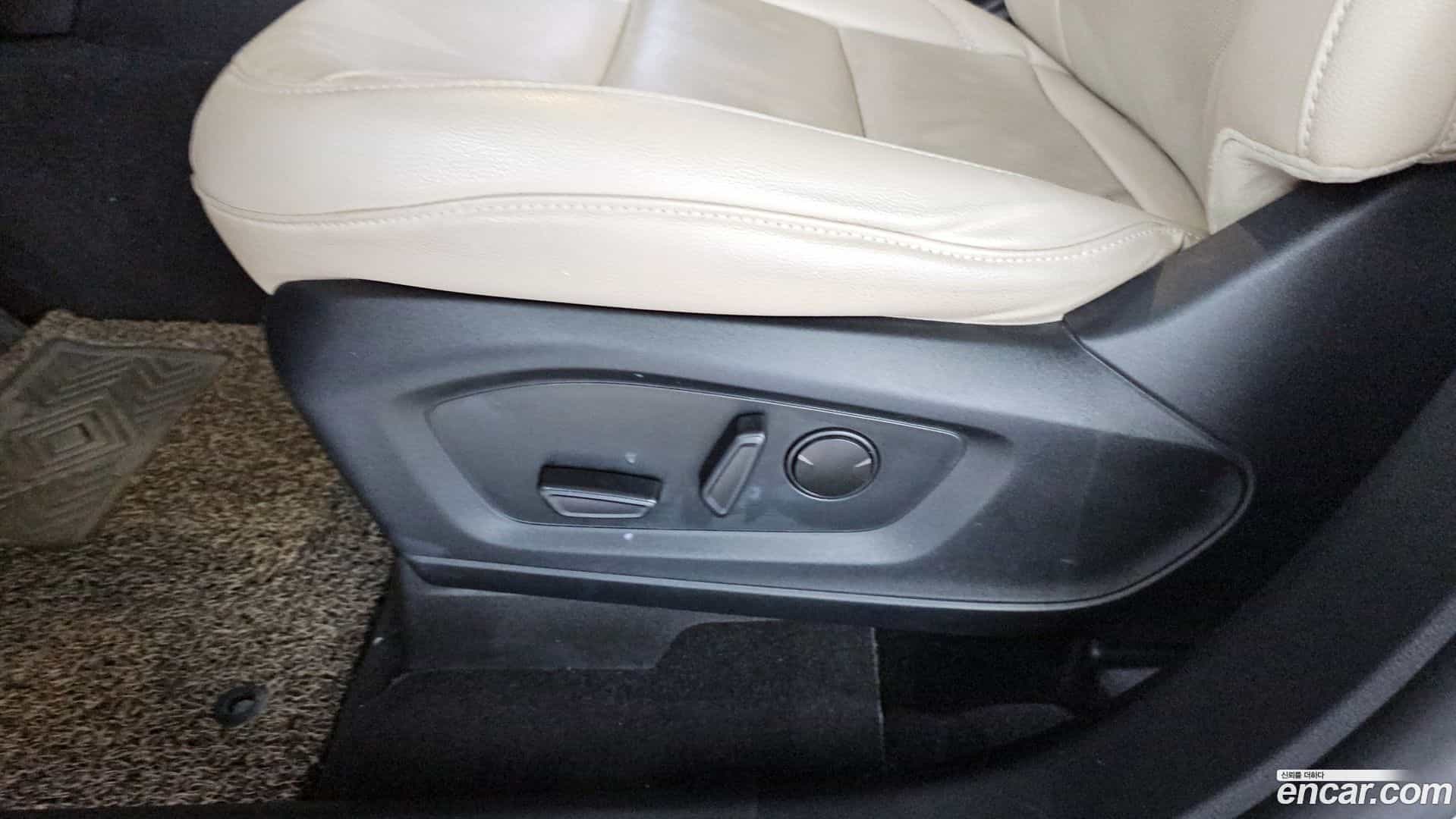 Explorer Ford 2021.3-OPTION-044