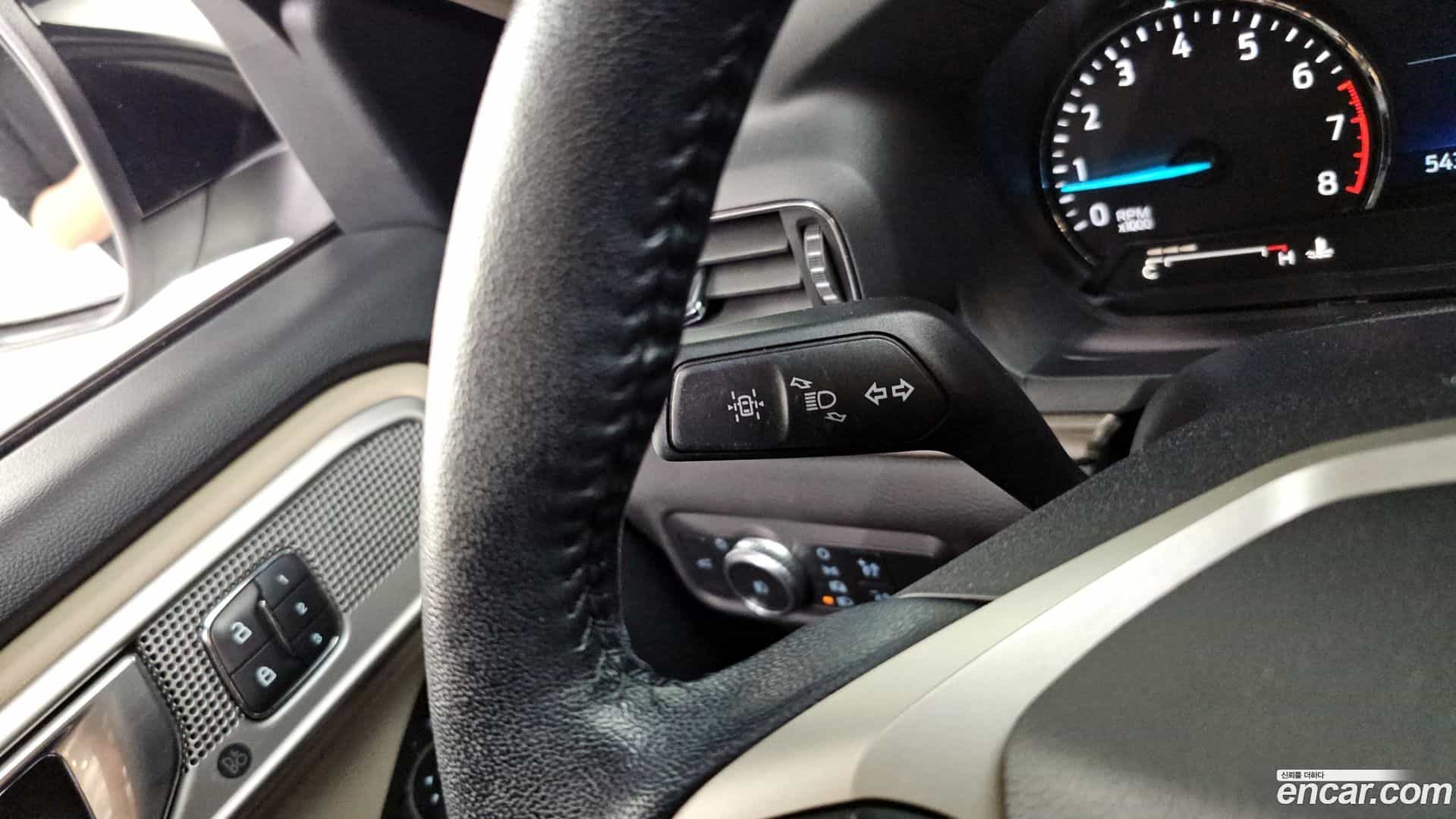 Explorer Ford 2021.3-OPTION-049