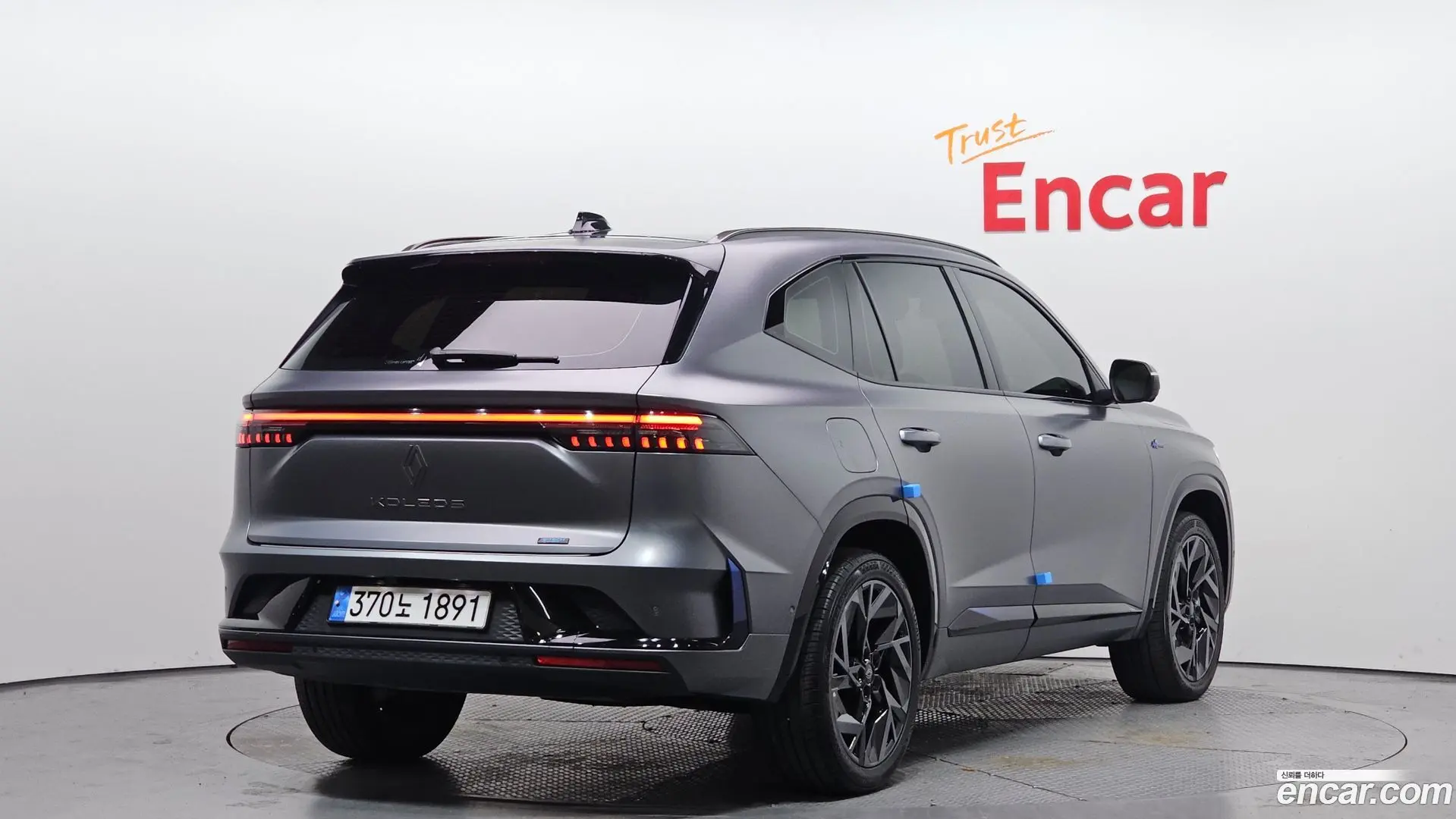 Main__Slider__Photo:Grand Koleos Renault Korea 2024.8-1