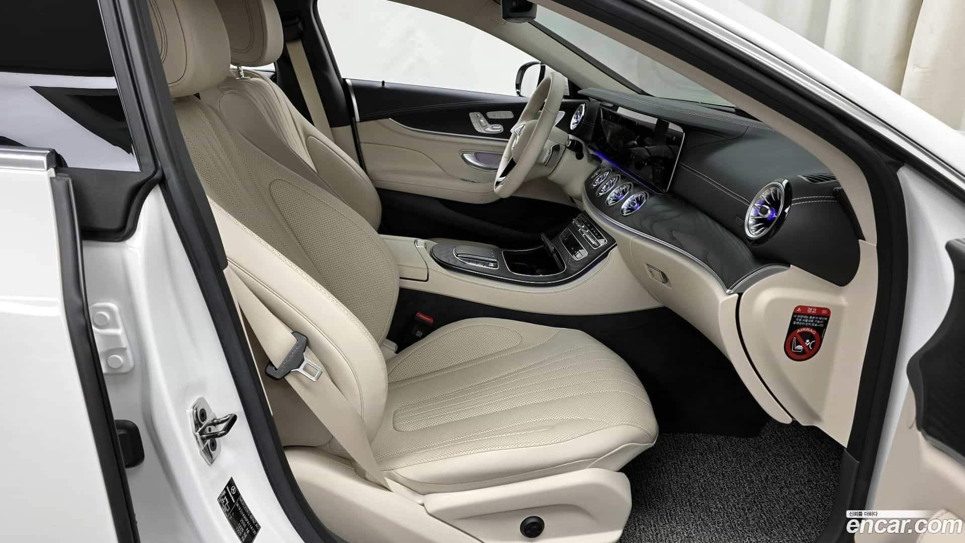 CLS-Class Mercedes-Benz 2023.6-OPTION-015