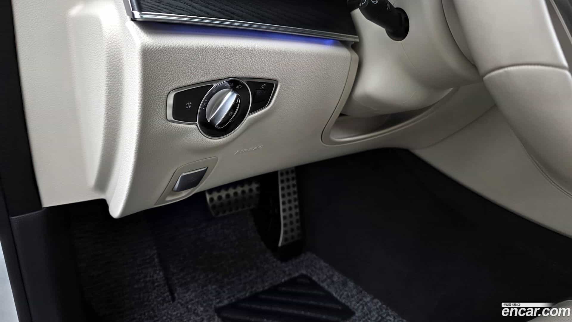 CLS-Class Mercedes-Benz 2023.6-OPTION-040