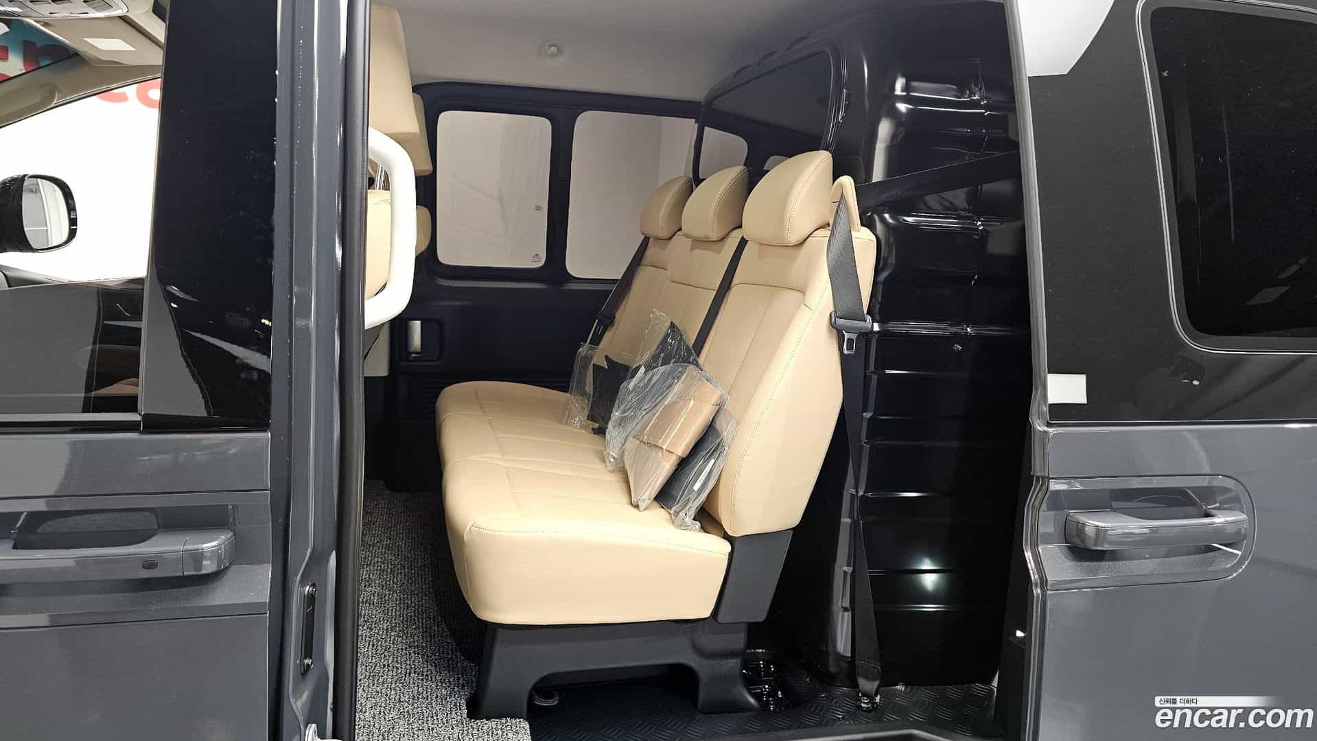 Staria Hyundai 2026.2-OPTION-015