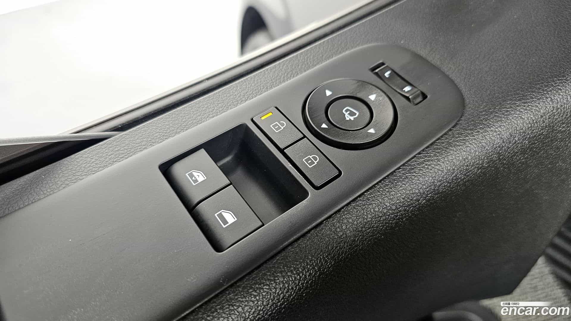 Staria Hyundai 2026.2-OPTION-018