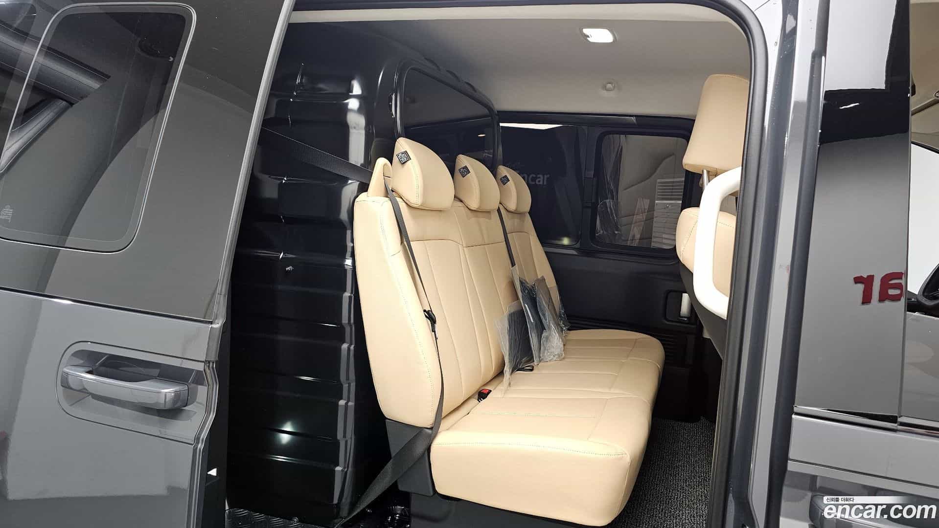 Staria Hyundai 2026.2-INNER-036