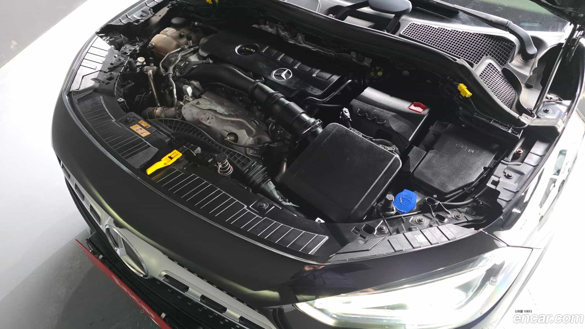 GLA-Class Mercedes-Benz 2020.9-OUTER-006