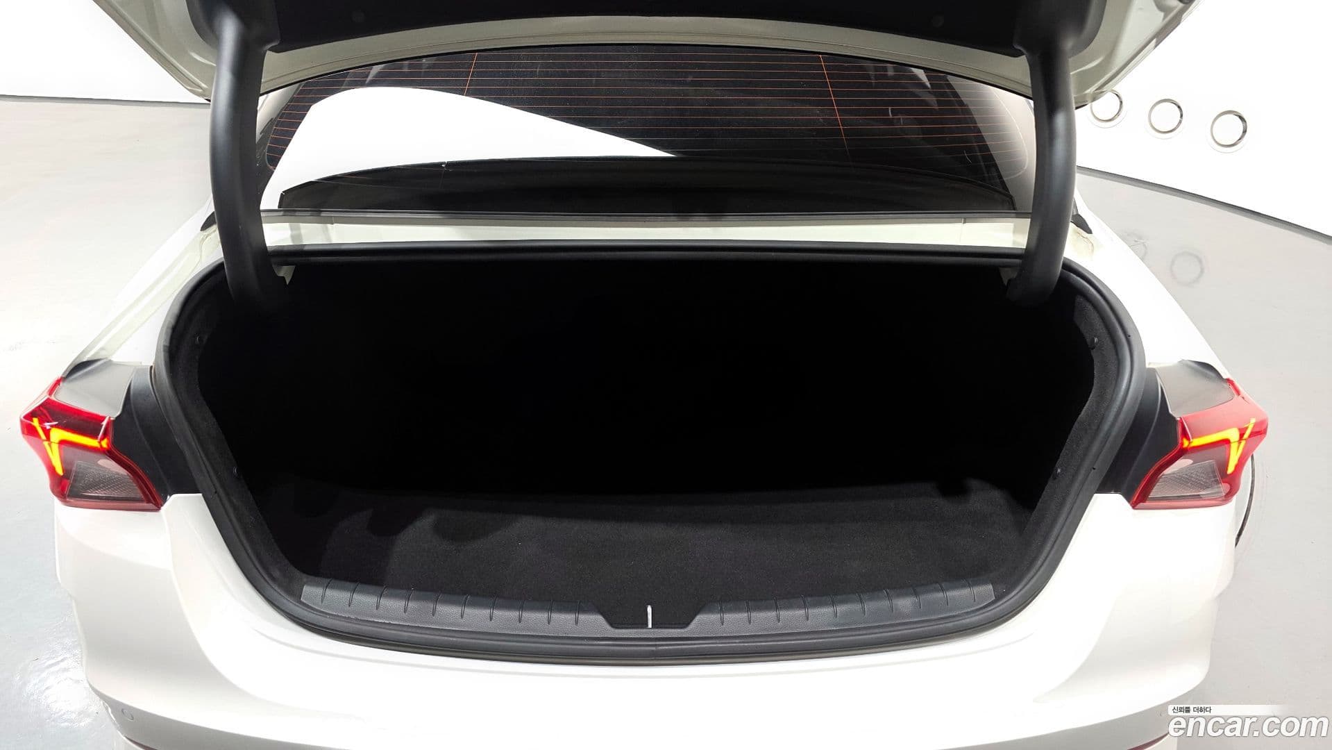 Main__Slider__Photo:K5 Kia 2020.0-17