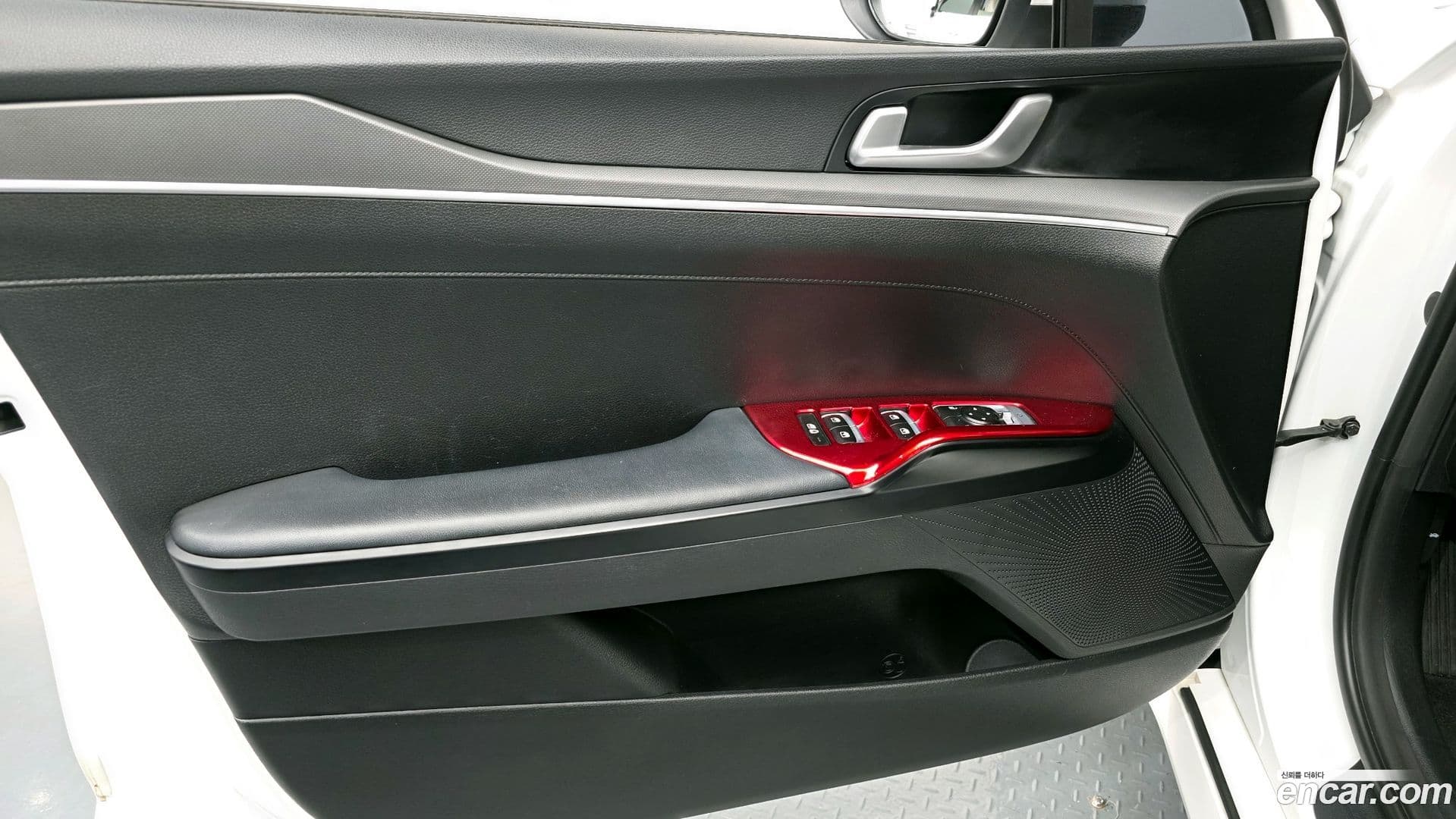 Main__Slider__Photo:K5 Kia 2020.0-23