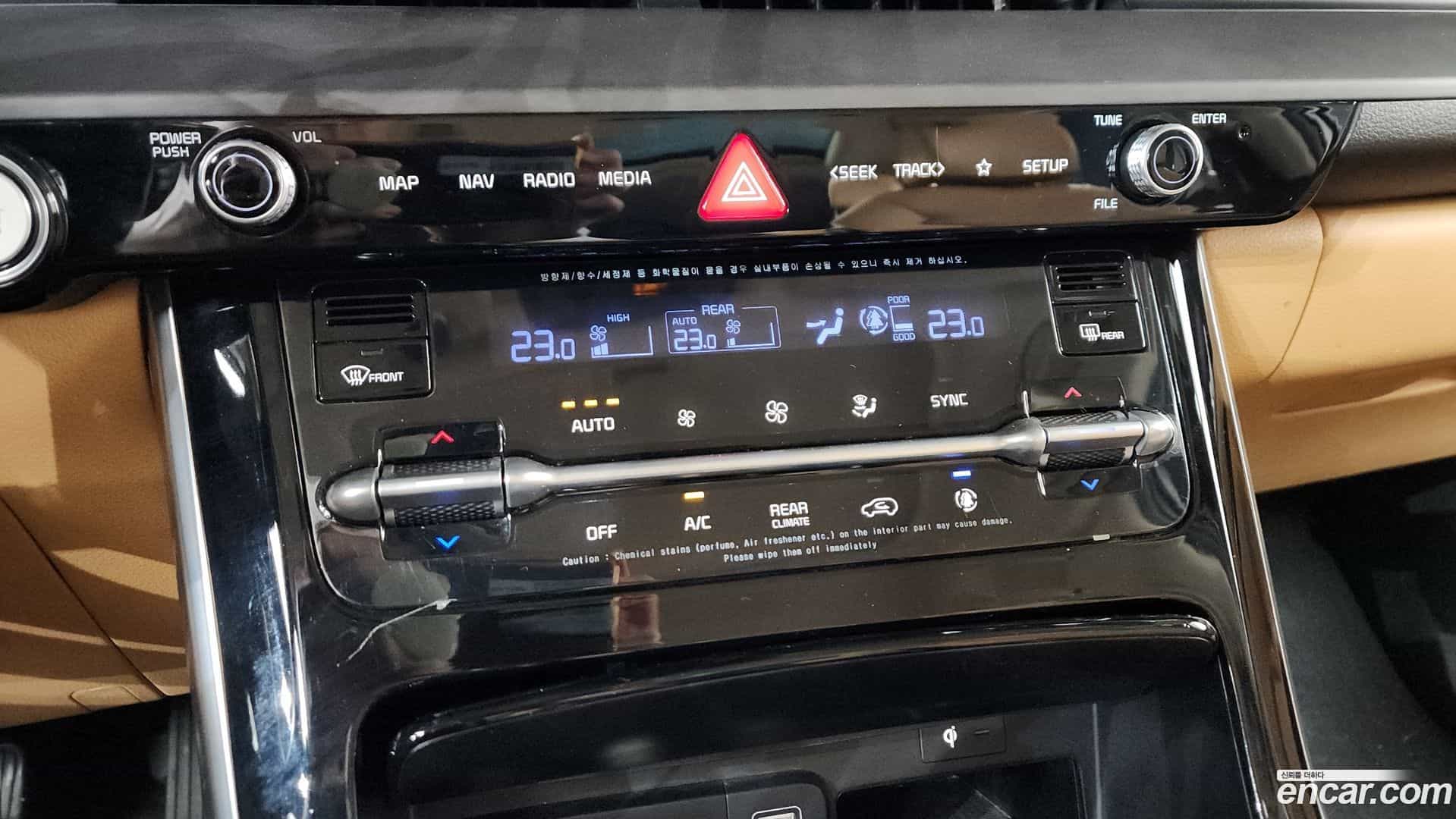 Canival Kia 2021.3-OPTION-019