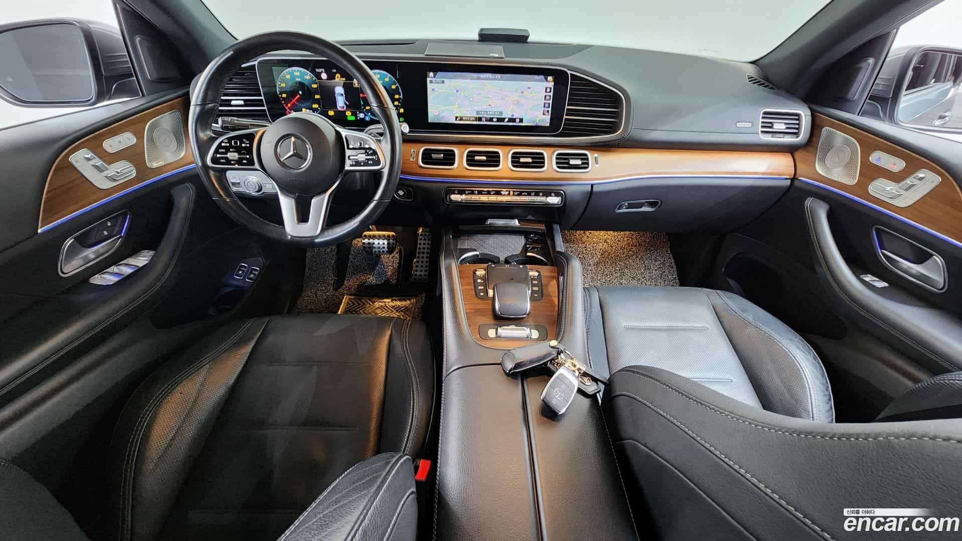 GLE-Class Mercedes-Benz 2021.9-INNER-007