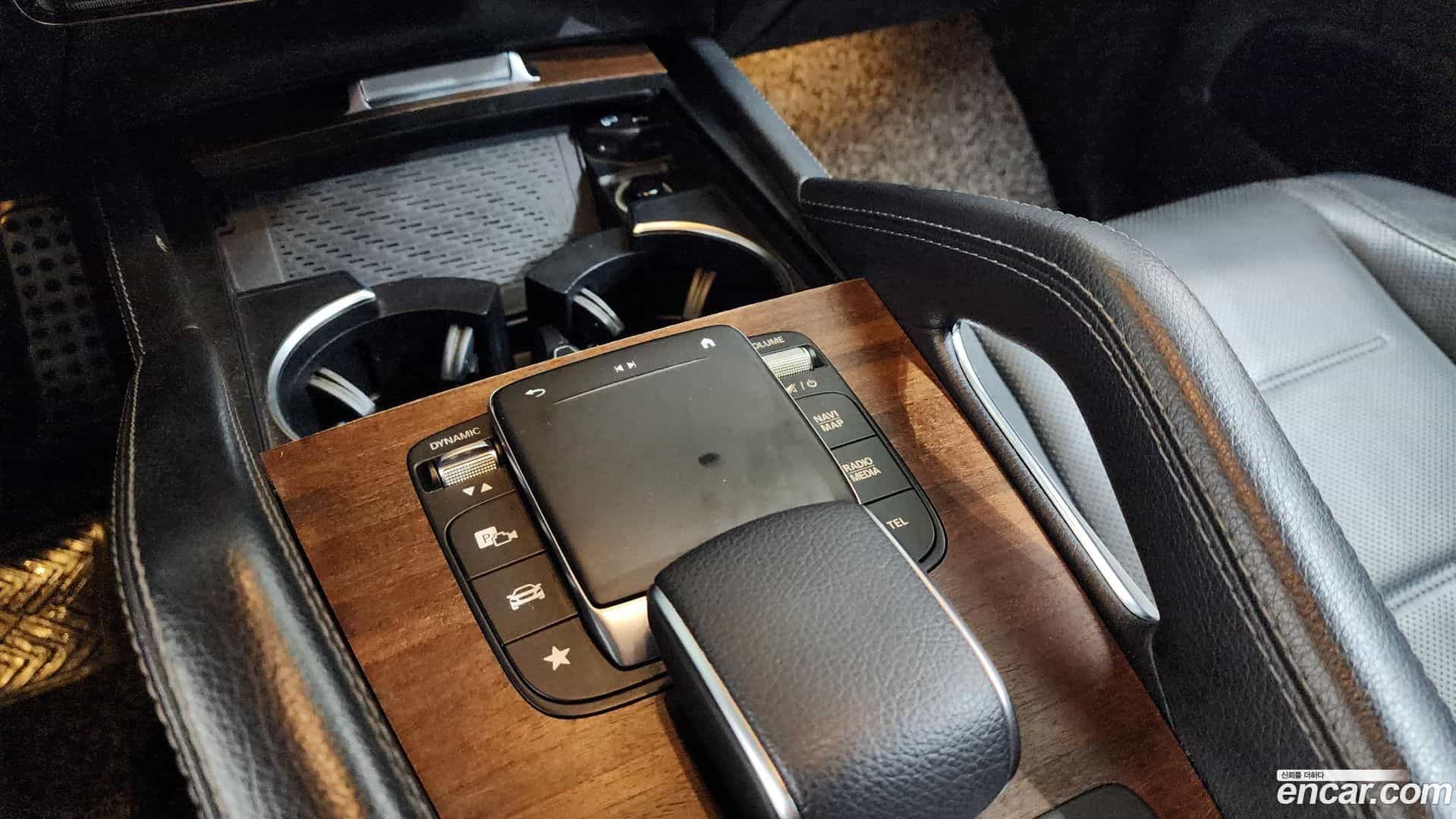 GLE-Class Mercedes-Benz 2021.9-OPTION-022
