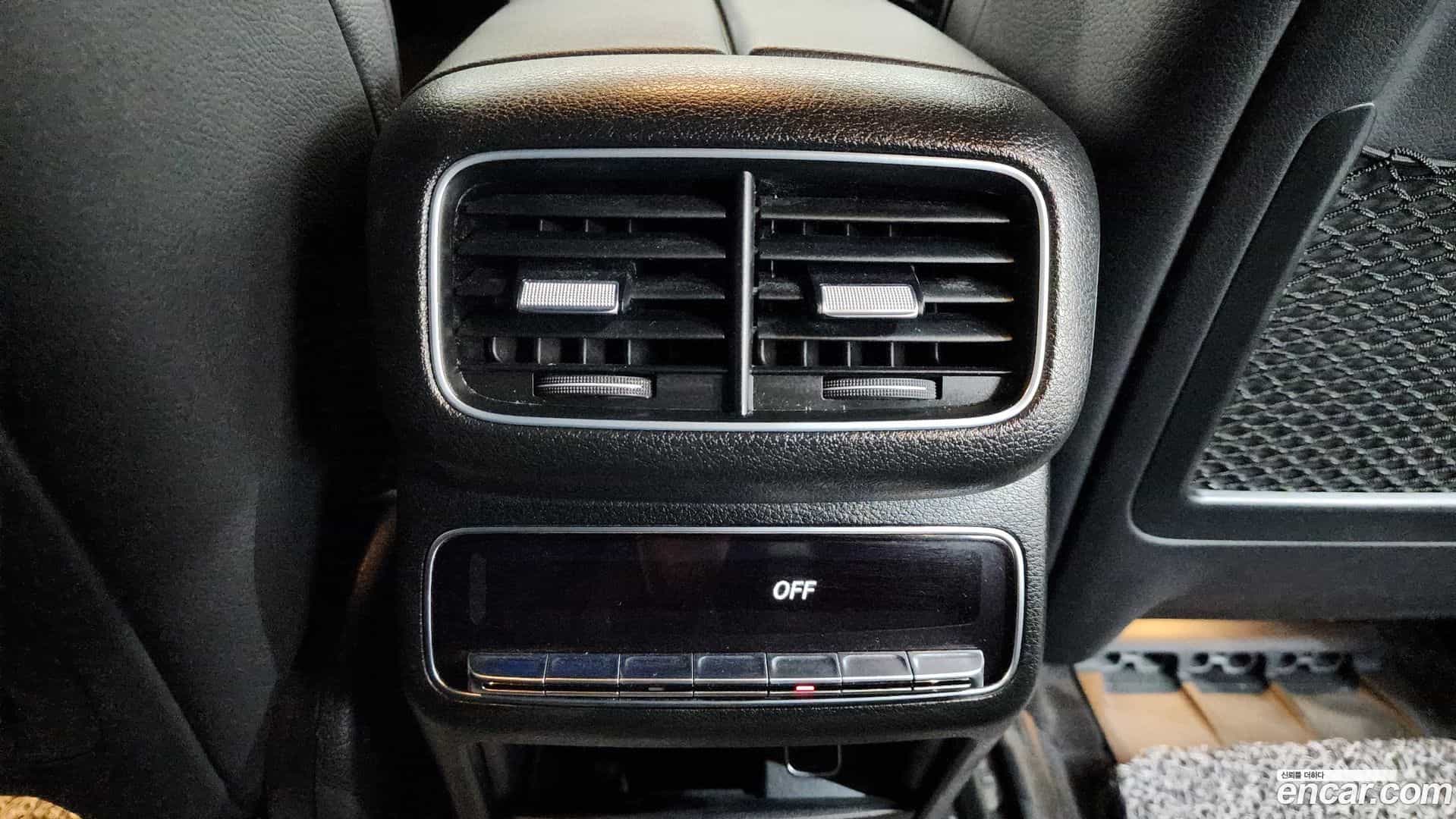 GLE-Class Mercedes-Benz 2021.9-OPTION-050