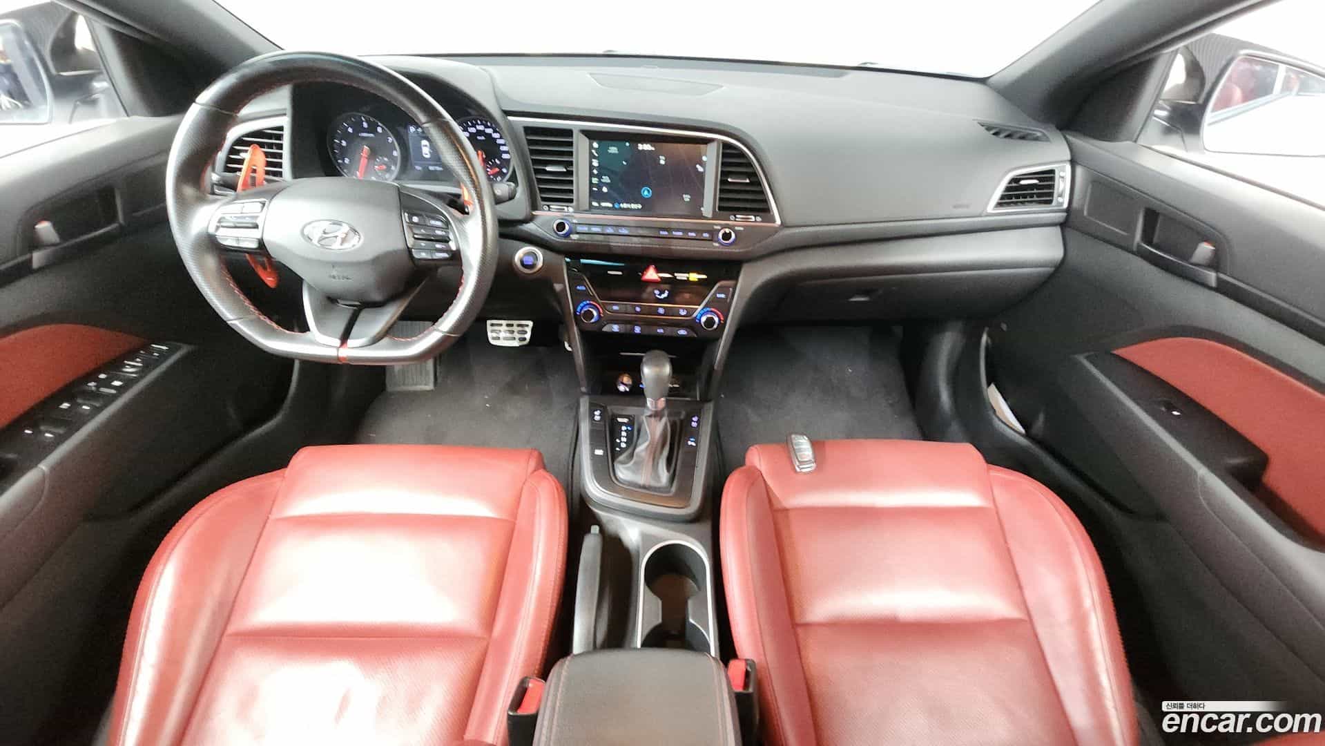 AVANTE Hyundai 2016.8-INNER-007