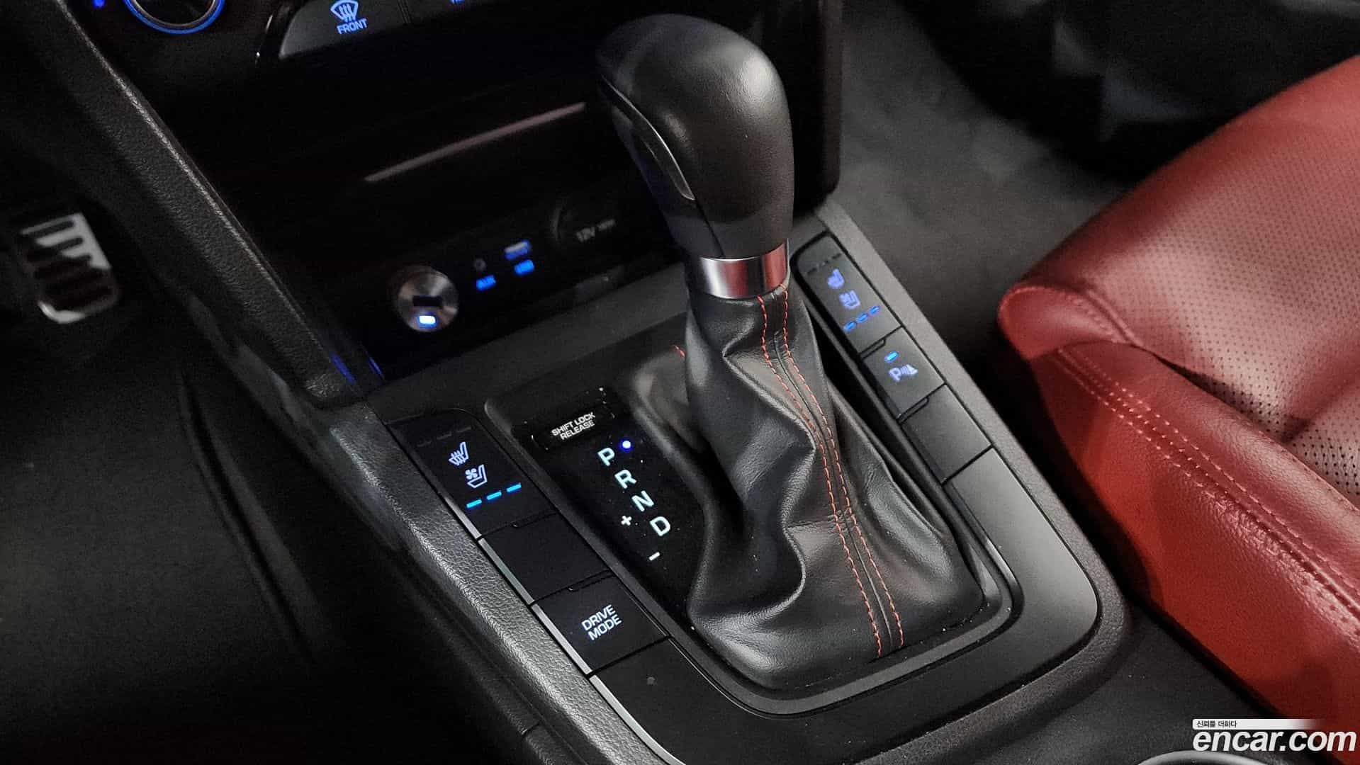 AVANTE Hyundai 2016.8-INNER-009
