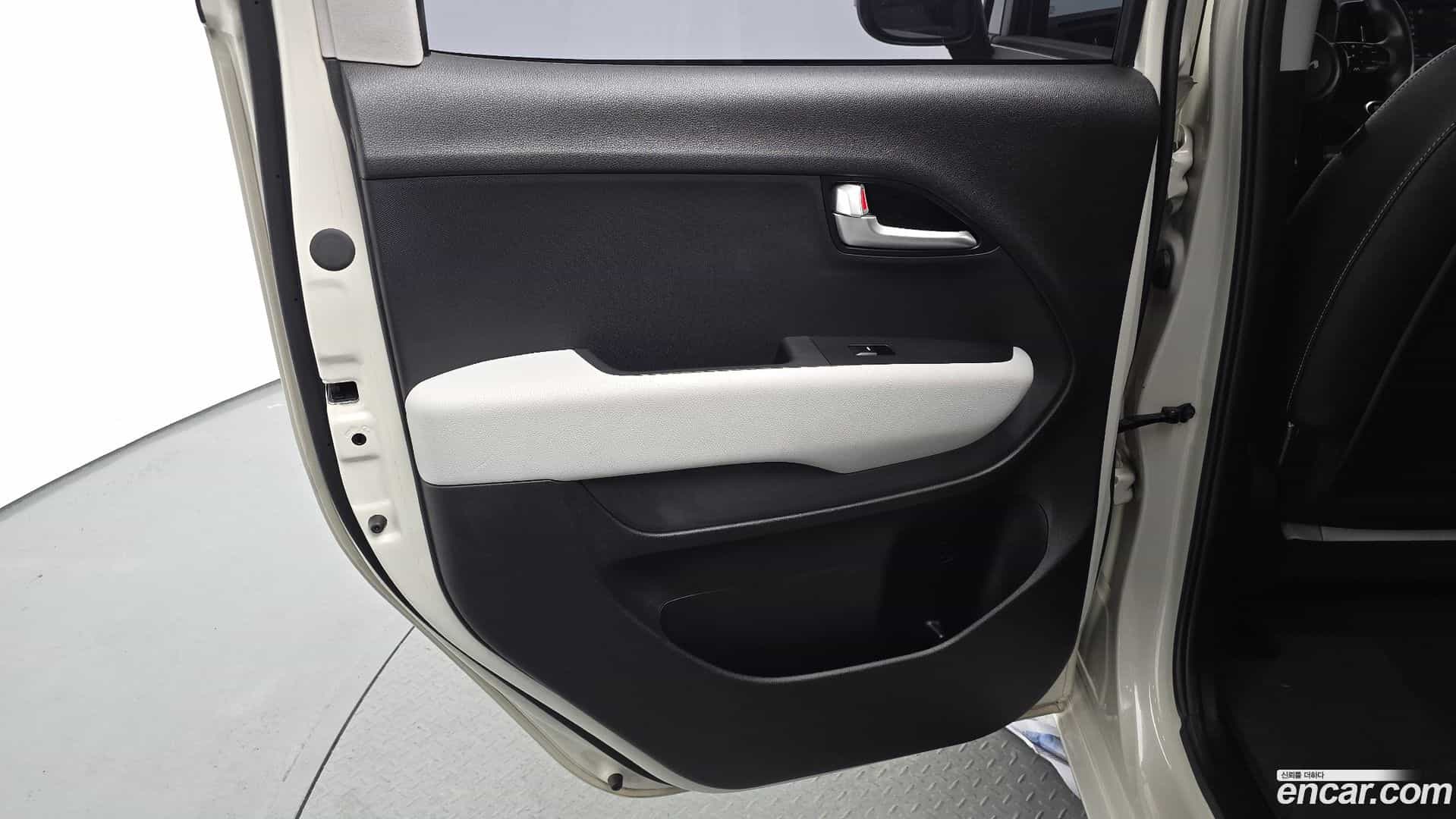 RAY Kia 2024.5-INNER-035