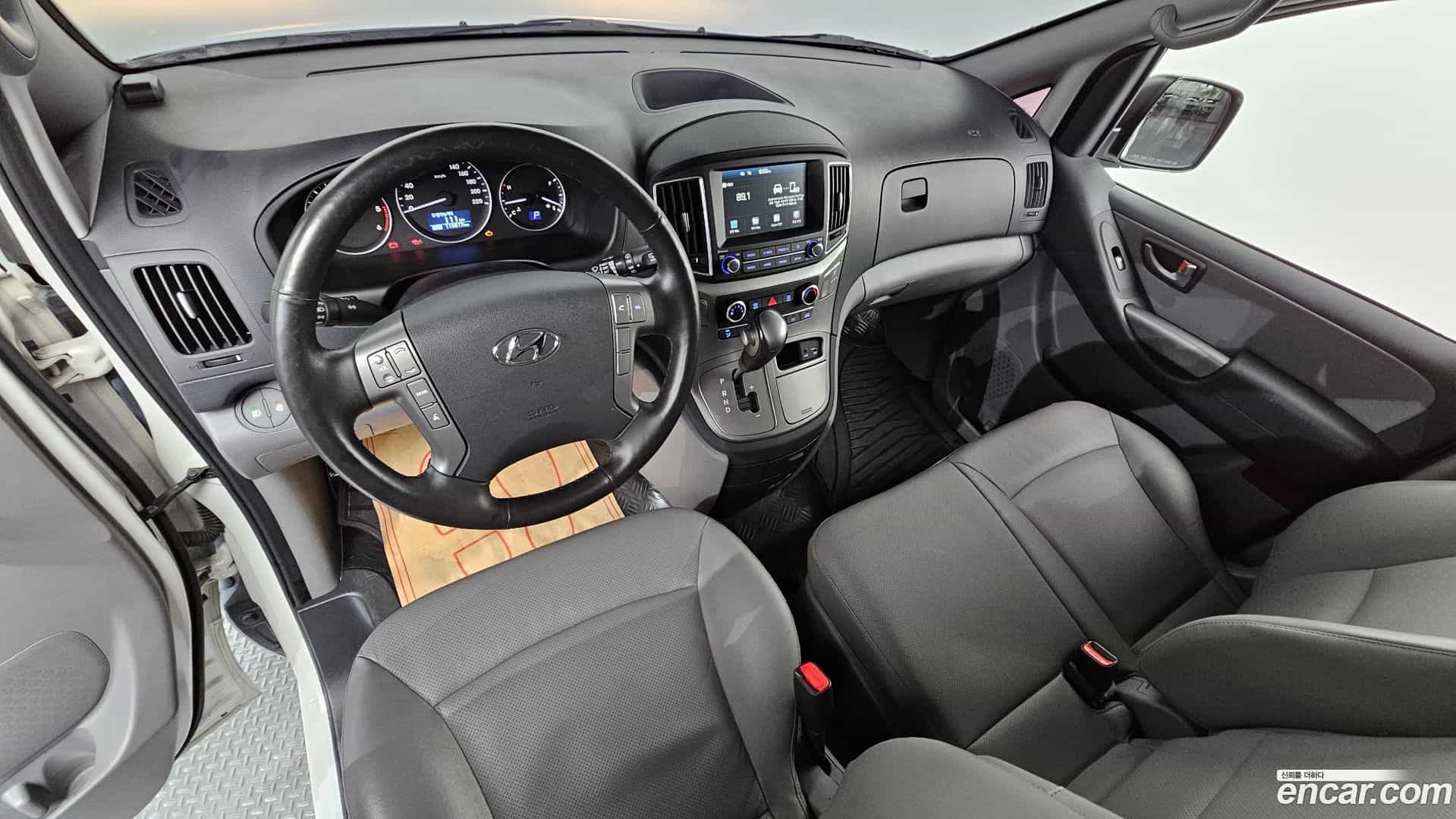 Starex Hyundai 2021.3-INNER-007