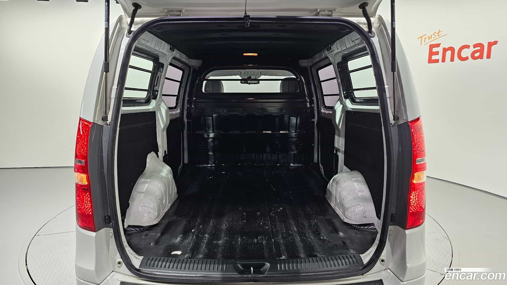 Starex Hyundai 2021.3-OPTION-018