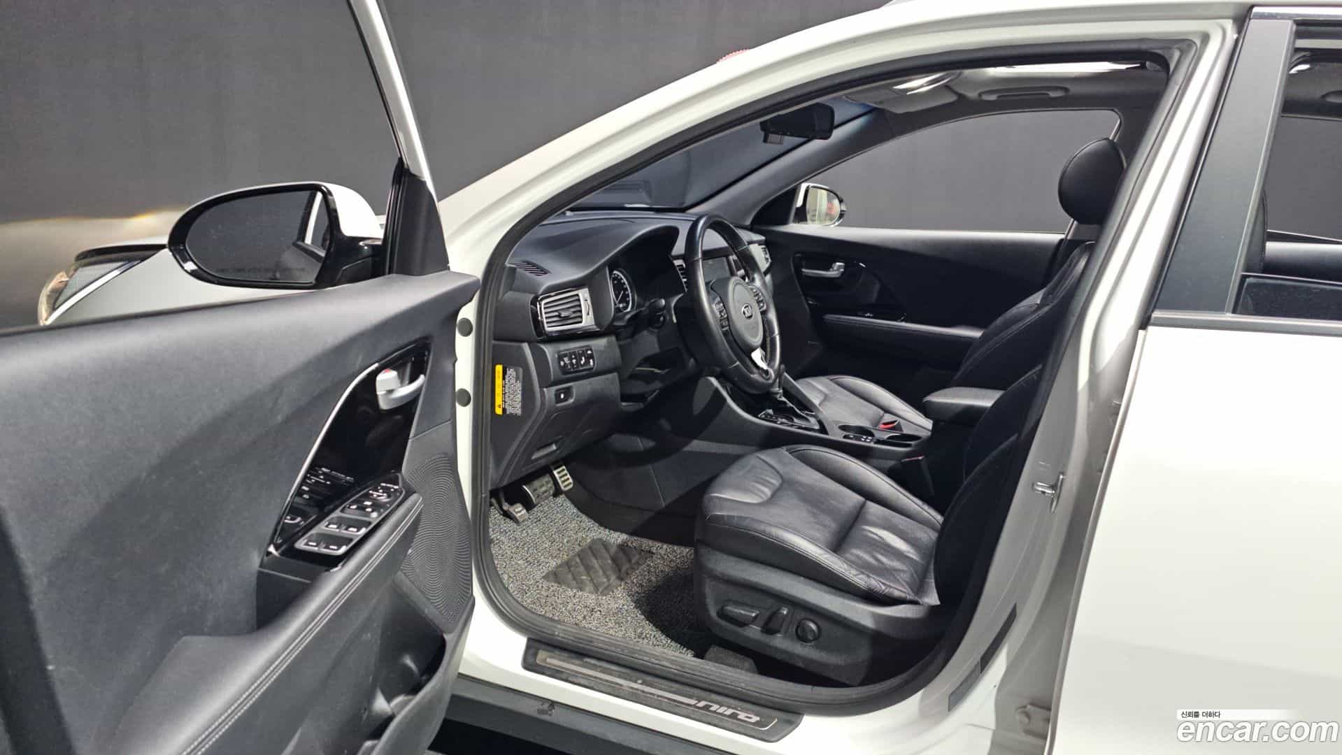 Niro Kia 2017.0-INNER-010
