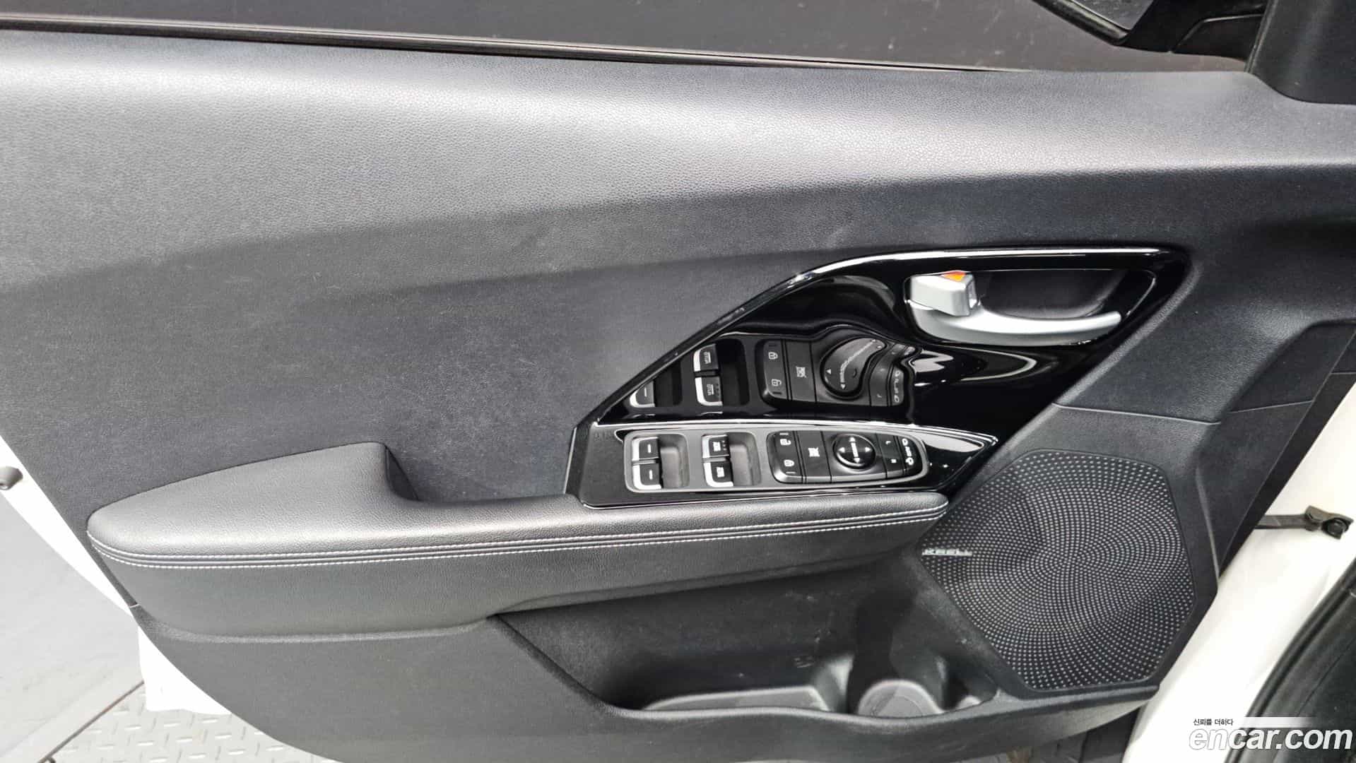 Niro Kia 2017.0-INNER-034