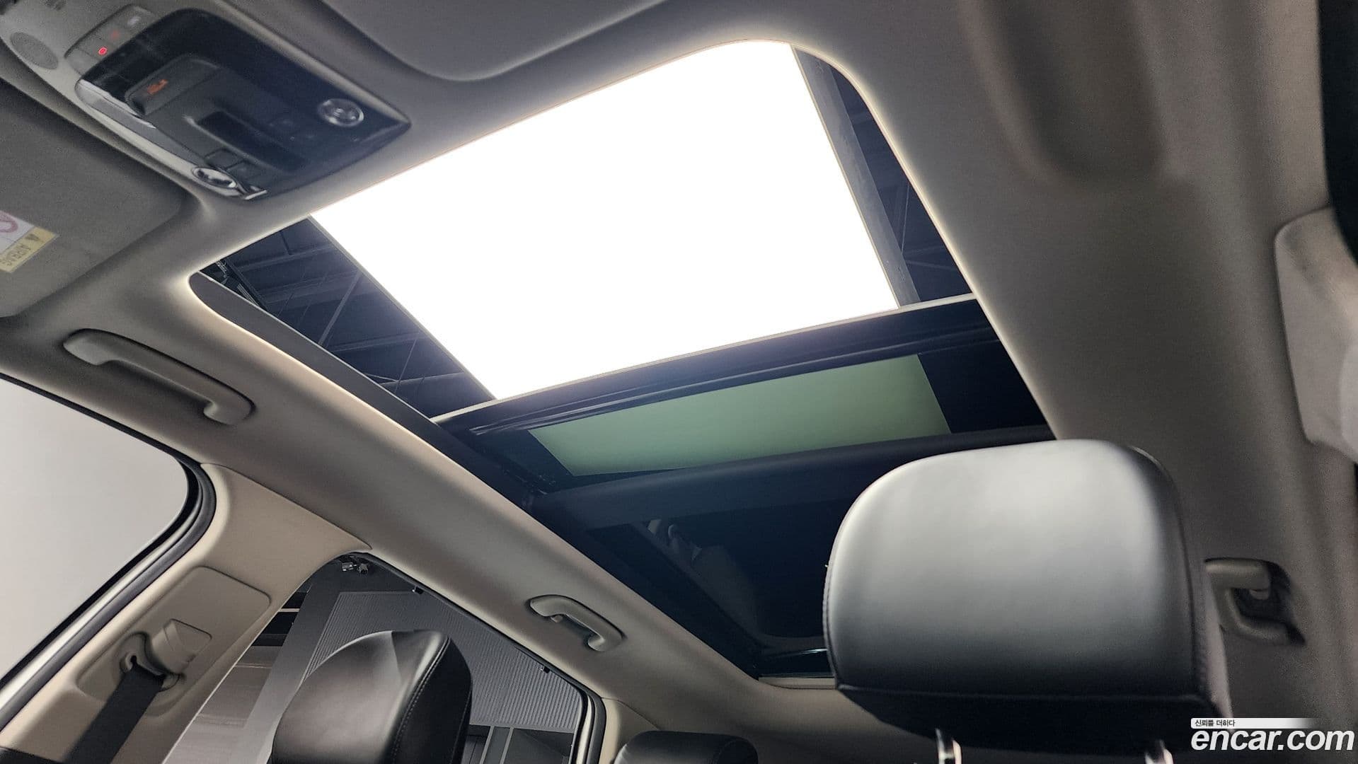 Main__Slider__Photo:Sorento Kia 2020.6-15