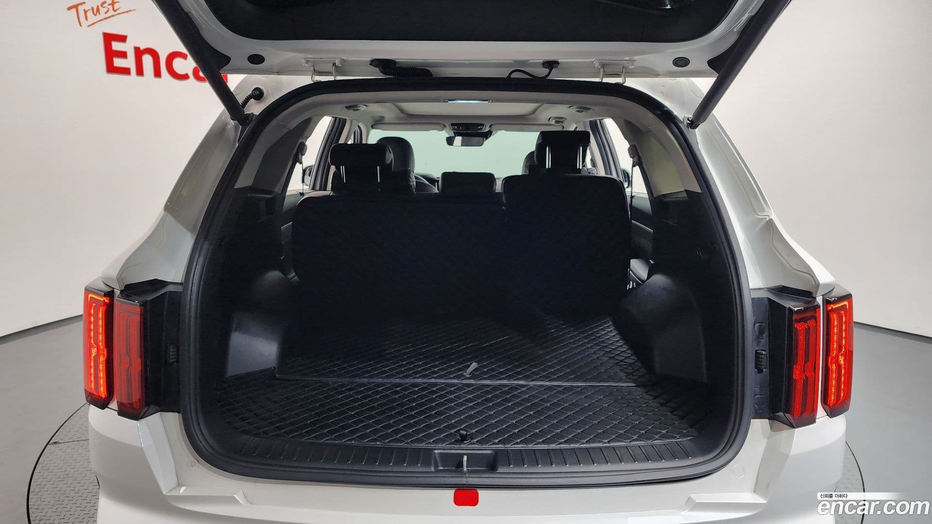 Main__Slider__Photo:Sorento Kia 2020.6-17