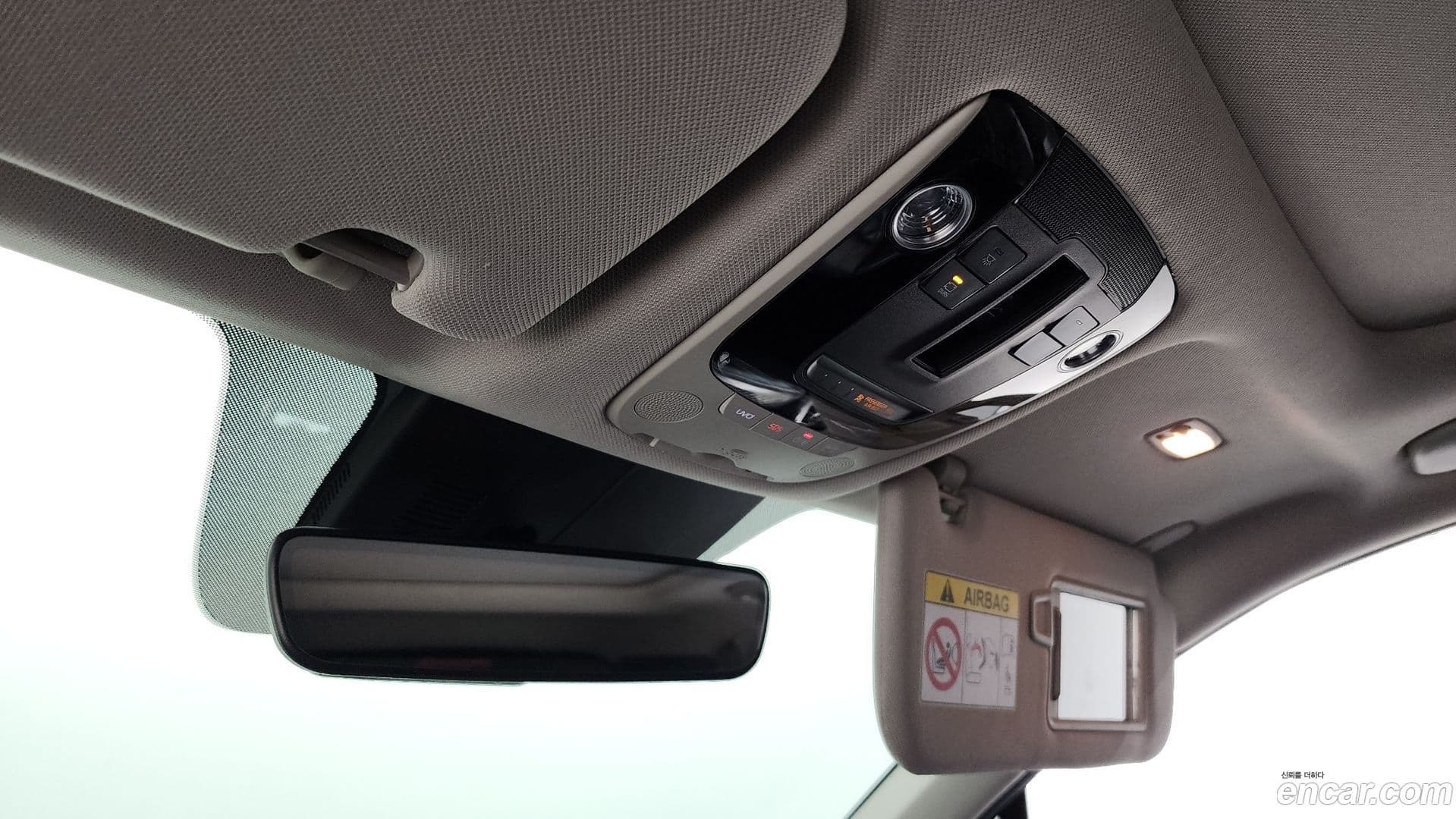 Main__Slider__Photo:Sorento Kia 2020.6-18