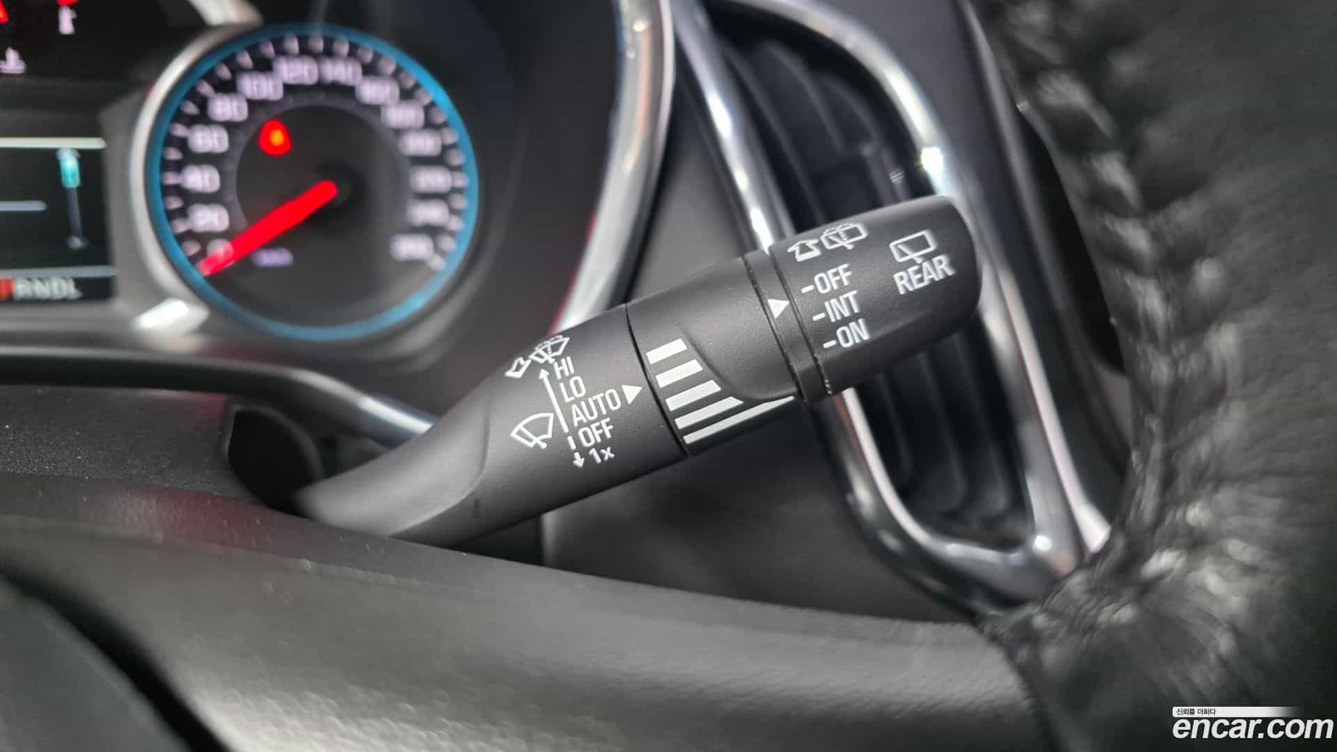 Equinox Chevrolet 2018.10-OPTION-042