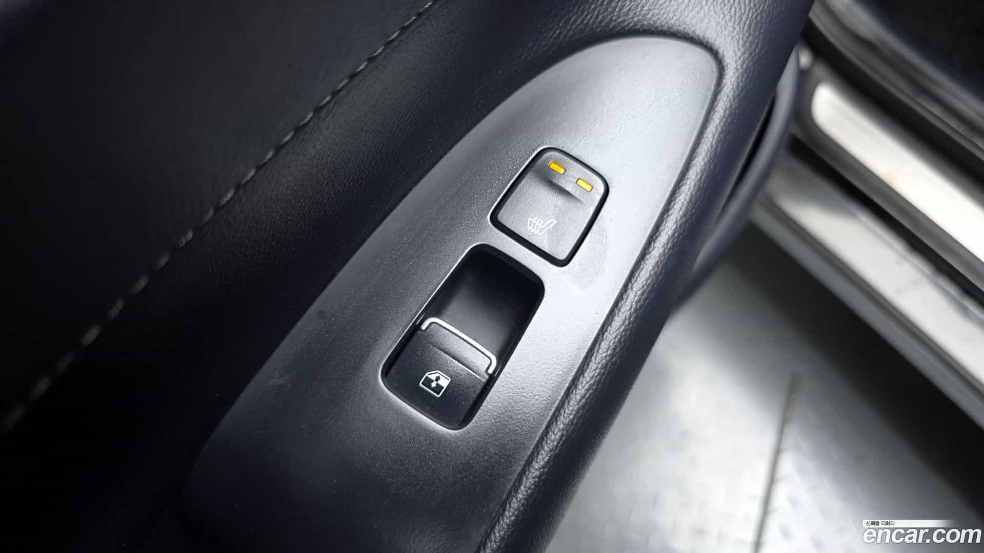 Grandeur Hyundai 2021.1-OPTION-023