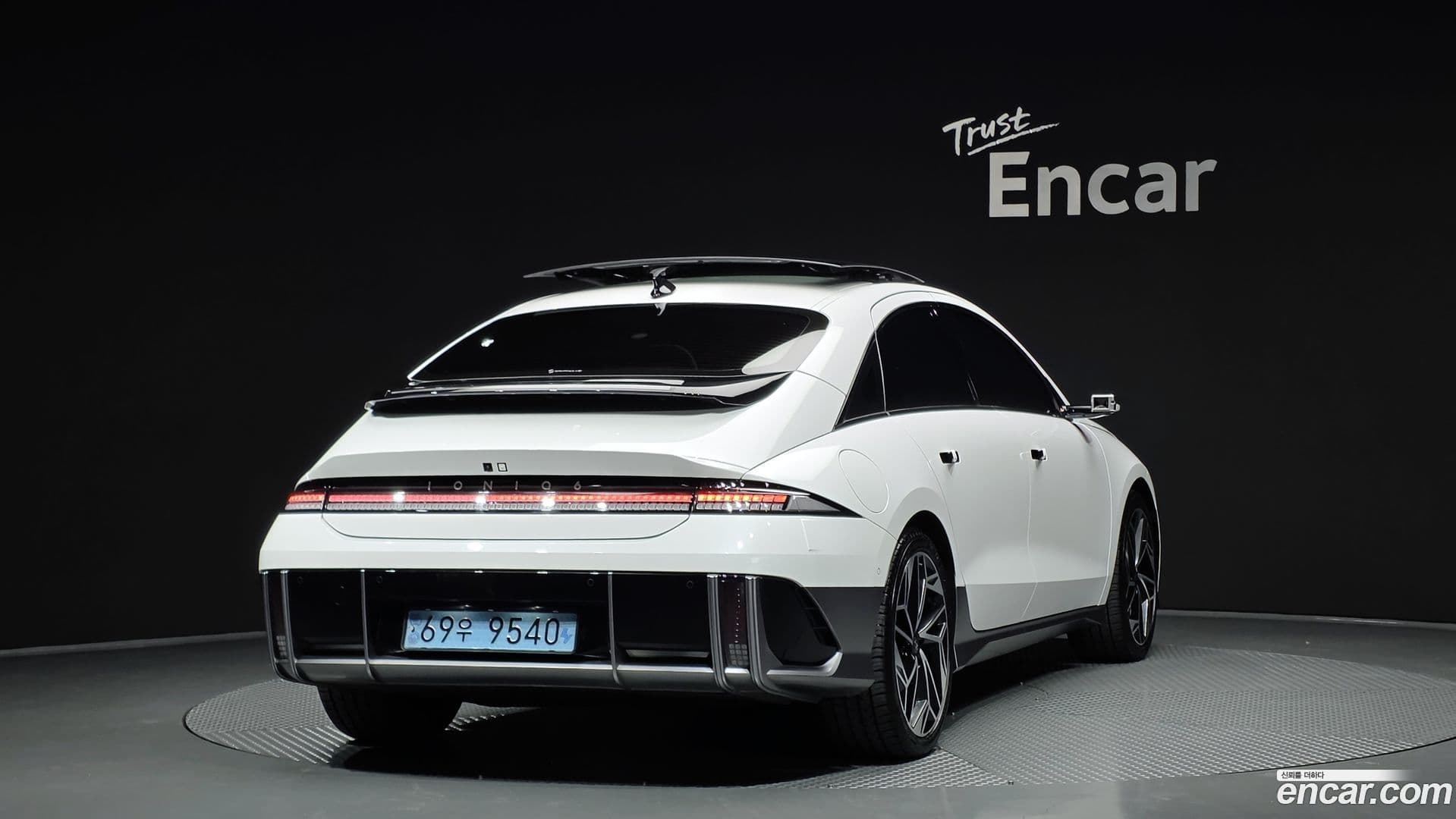 Main__Slider__Photo:Ioniq6 Hyundai 2023.2-1