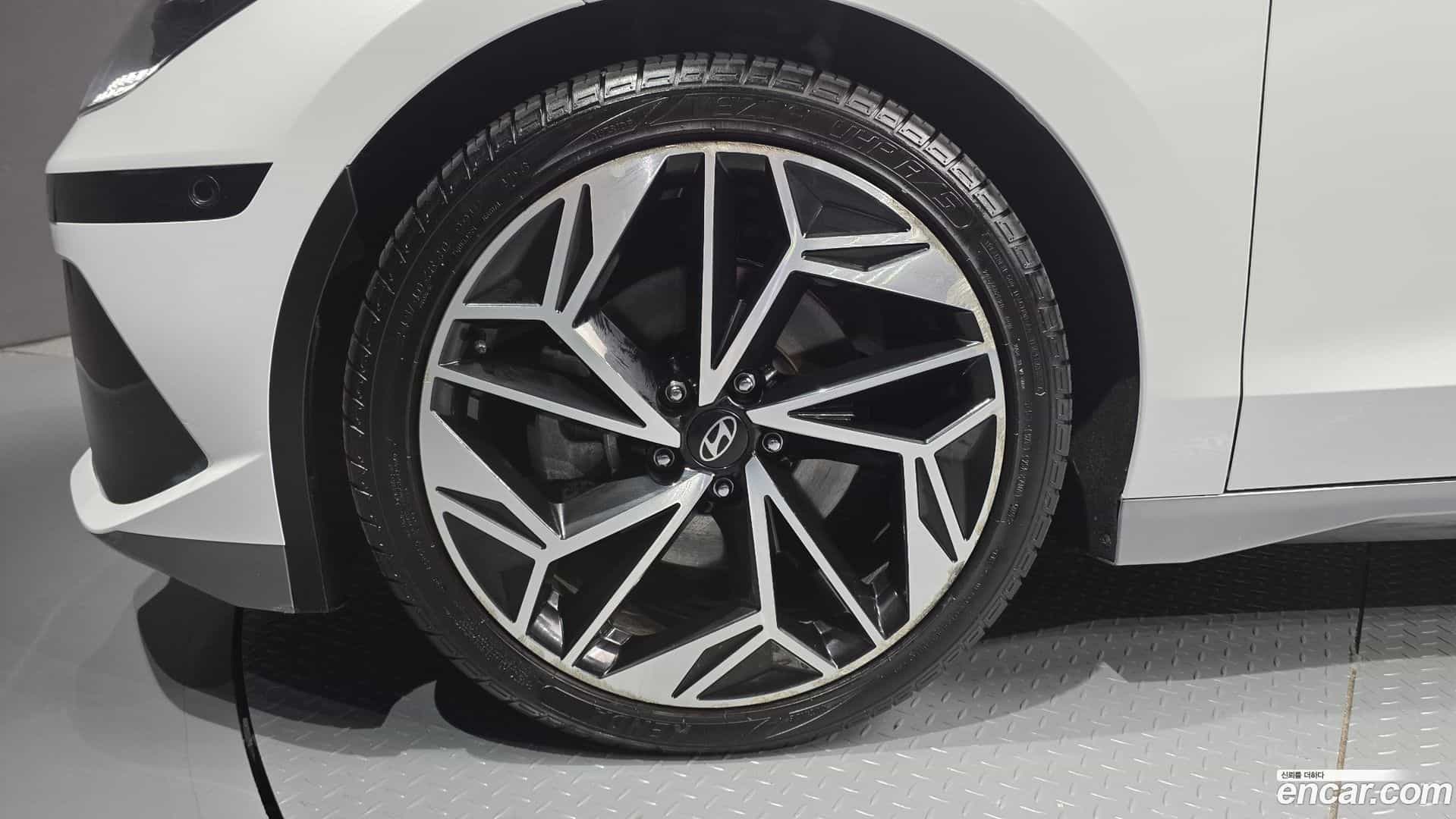 Ioniq6 Hyundai 2023.2-OUTER-005