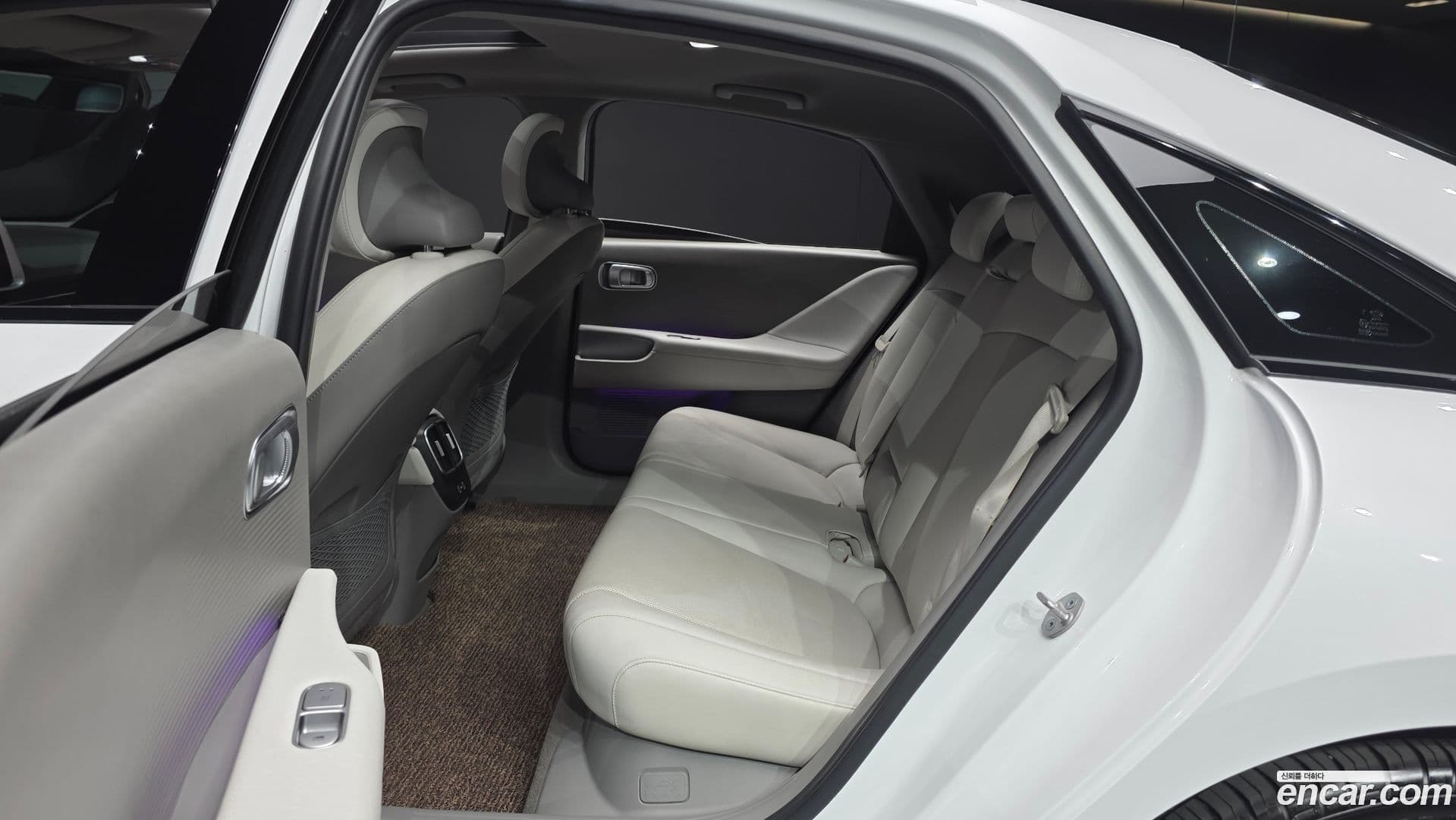 Main__Slider__Photo:Ioniq6 Hyundai 2023.2-11