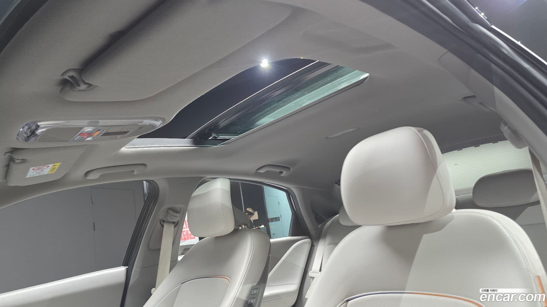 Main__Slider__Photo:Ioniq6 Hyundai 2023.2-18