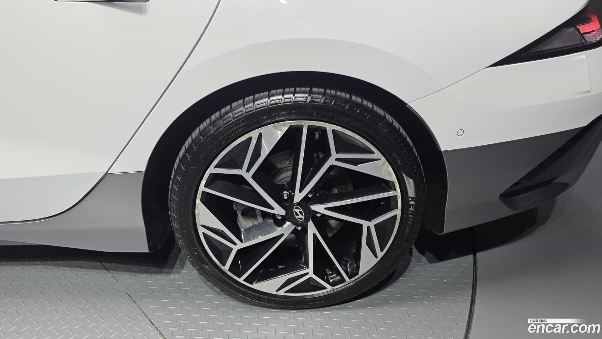 Ioniq6 Hyundai 2023.2-OUTER-031