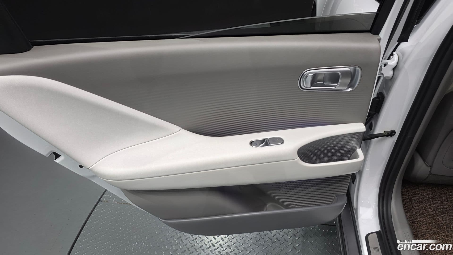 Main__Slider__Photo:Ioniq6 Hyundai 2023.2-24