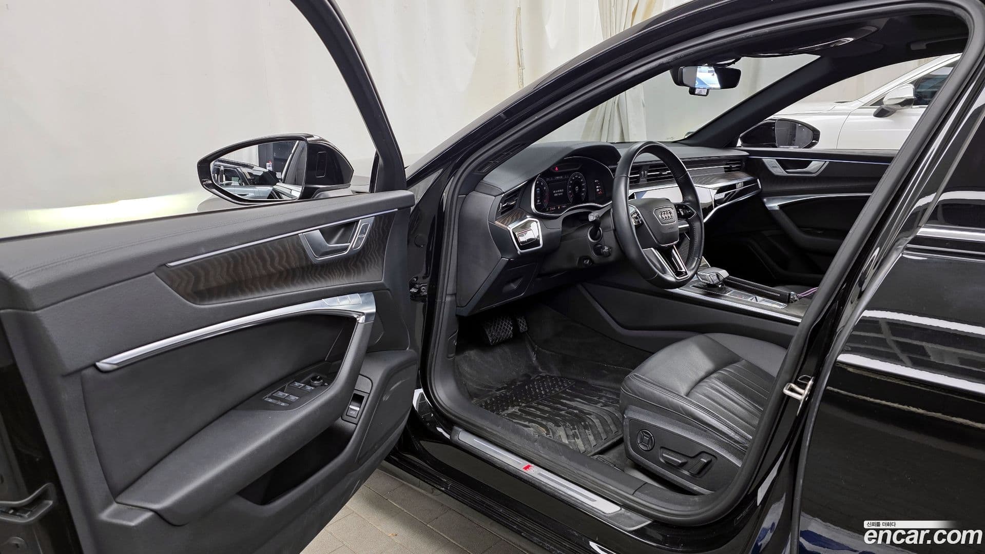Main__Slider__Photo:A6 Audi 2019.10-9