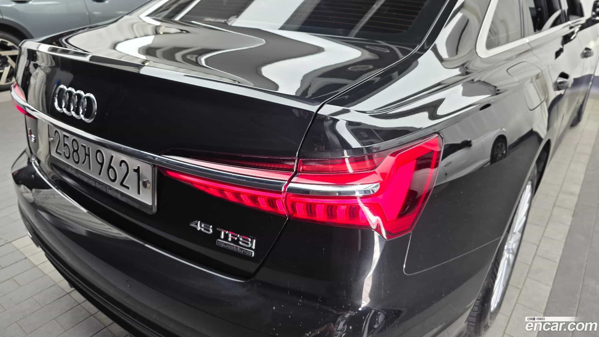 A6 Audi 2019.10-OUTER-033