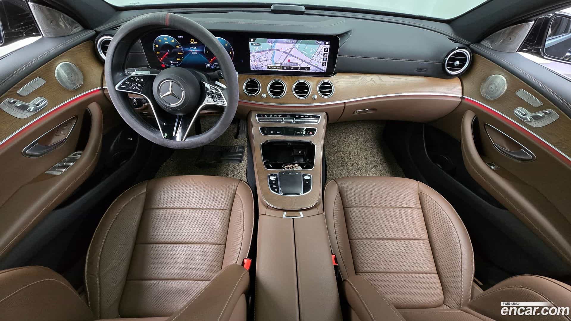 E-Class Mercedes-Benz 2022.11-INNER-007