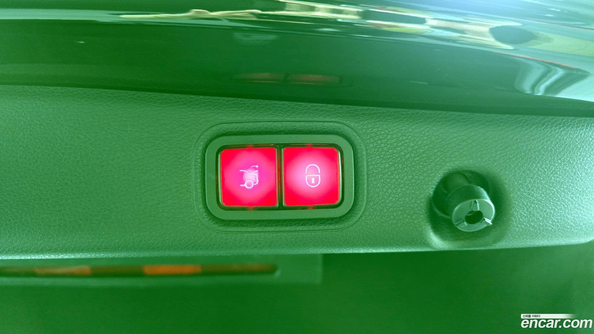 Main__Slider__Photo:E-Class Mercedes-Benz 2022.11-25