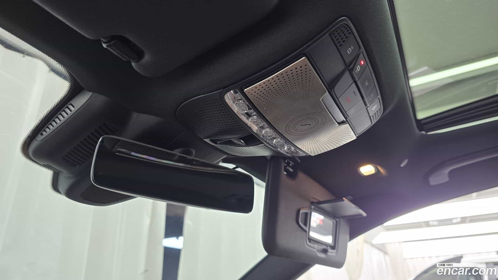 E-Class Mercedes-Benz 2022.11-OPTION-046