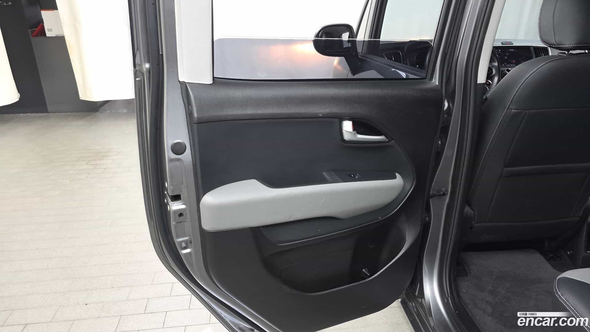 RAY Kia 2022.5-INNER-035